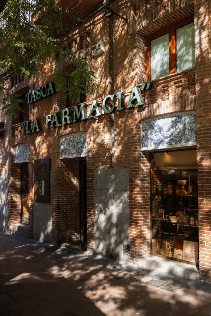 Tasca La Farmacia: Restaurante en el Barrio de Salamanca de Madrid