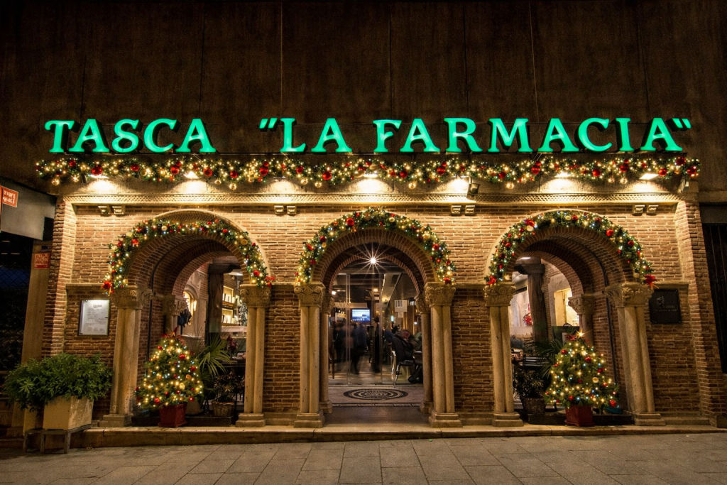 Felices Fiestas desde Tasca La Farmacia
