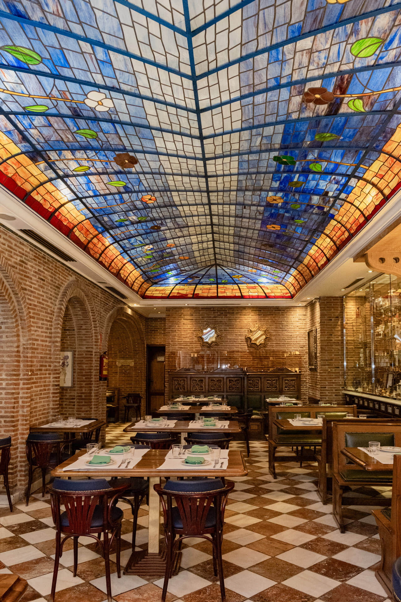 Tasca la Farmacia, near Bernabéu Stadium